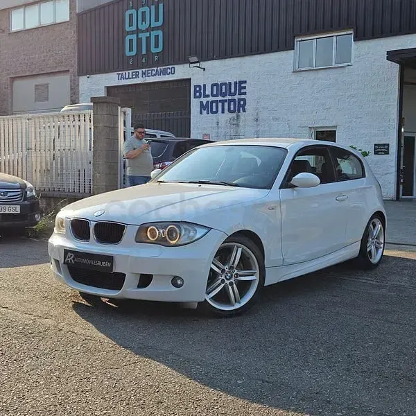 Usado BMW 118 Comfort Edition 143 CV (105 kW) 2007 Blanco Utilitario