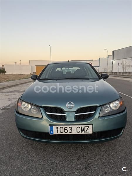 Verde Usado 2003 Nissan Almera Acenta Berlina | 1999 € (Precio justo) - Imagen 1/4