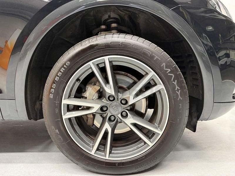 Usado Audi Q5 Design 190 CV (139 kW) 2018 Negro SUV
