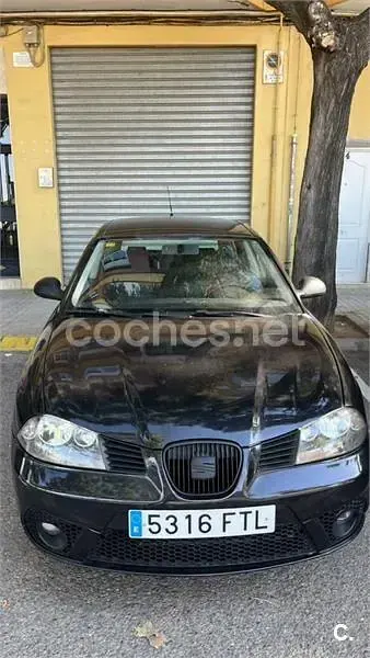 Usado Seat Ibiza Sport 85 CV (62 kW) 2007 Negro Utilitario