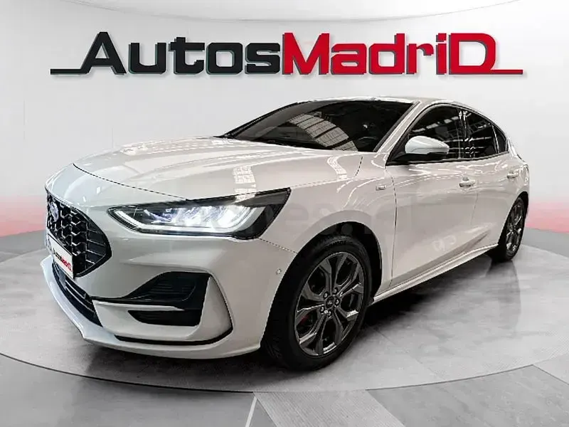 Usado Ford Focus ST-Line 125 CV (91 kW) 2022 Blanco Berlina