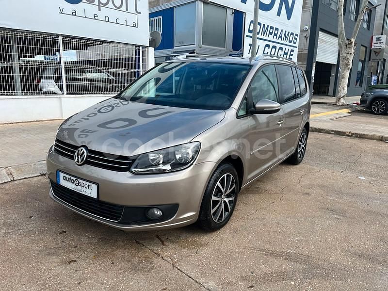 Beige Usado 2019 VW Touran Advance Monovolumen | 11.900 € (Super precio) - Imagen 1/4