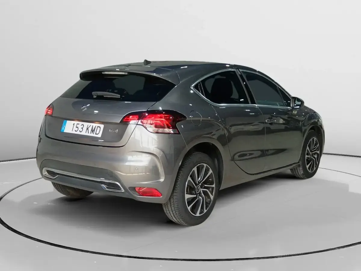 Usado DS Automobiles DS4 120 CV (88 kW) 2018