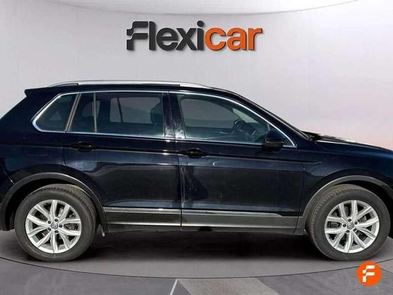 Usado VW Tiguan Sportline 150 CV (110 kW) 2019 Negro SUV