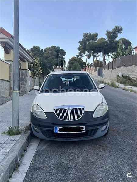 Beige Usado 2006 Lancia Ypsilon Utilitario | 1700 € (Precio justo) - Imagen 1/4