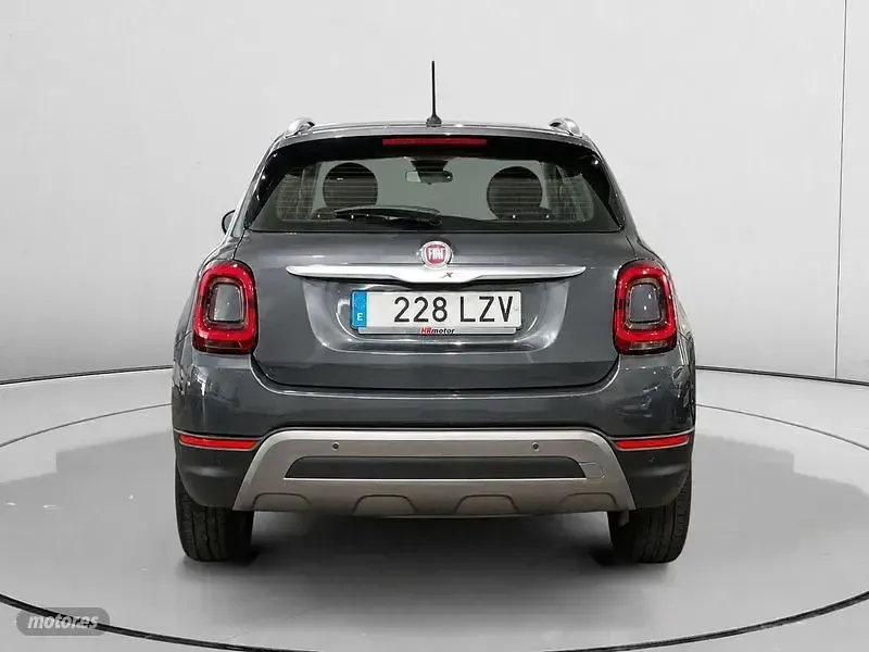 Usado Fiat 500X Style 120 CV (88 kW) 2022 Gris / plata SUV
