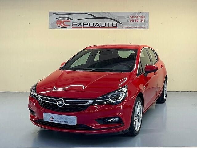 Rojo Usado 2016 Opel Astra Excellence Berlina | 12.990 € (Precio justo) - Imagen 1/4