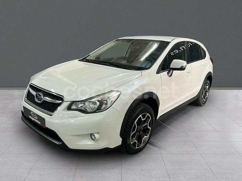 Blanco Usado 2015 Subaru XV SUV | 13.590 € - Imagen 1/4