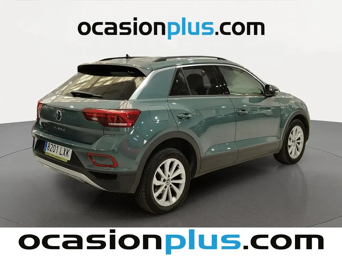 Usado VW T-Roc Life 150 CV (110 kW) 2022 Gris SUV