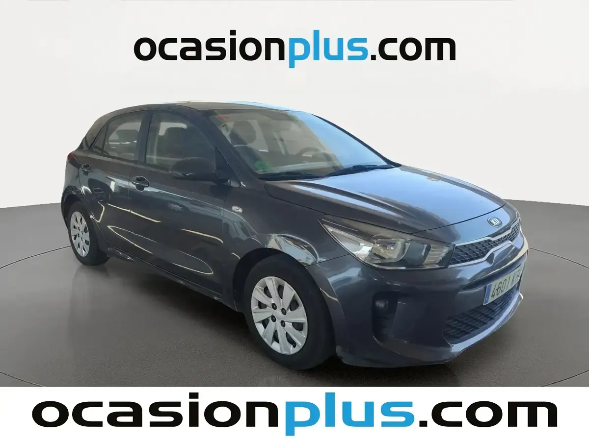 Usado Kia Rio 84 CV (61 kW) 2019 Gris