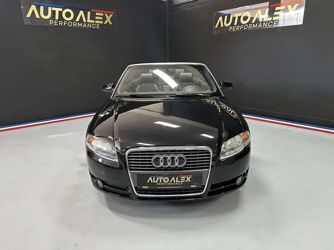 Usado Audi Cabriolet 140 CV (102 kW) 2007 Negro Descapotable