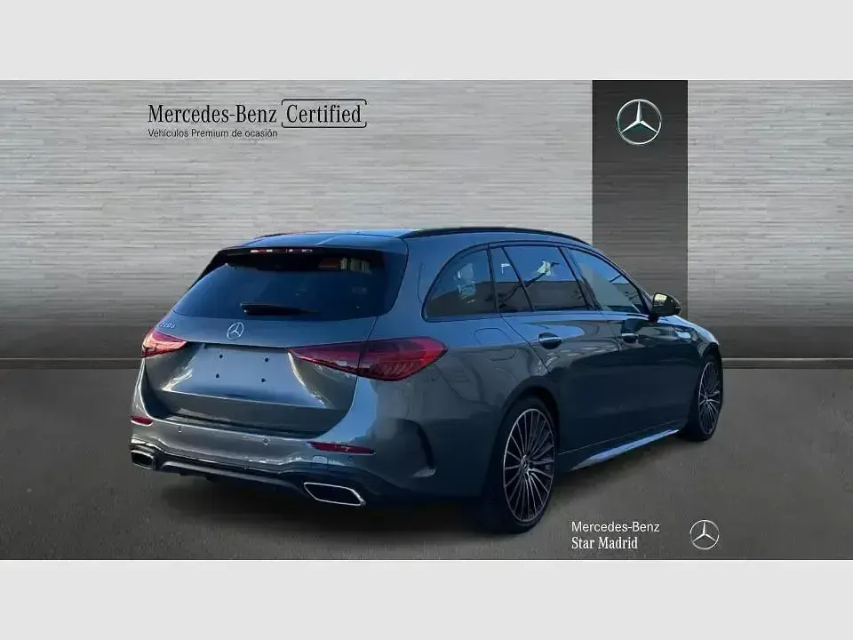 Usado Mercedes C220 200 CV (147 kW) 2025 Gris Familiar