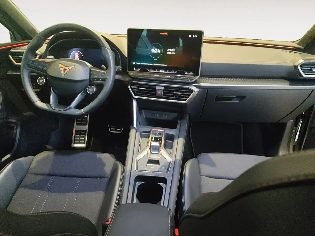 Usado Cupra Leon 204 CV (150 kW) 2025 Gris/plata
