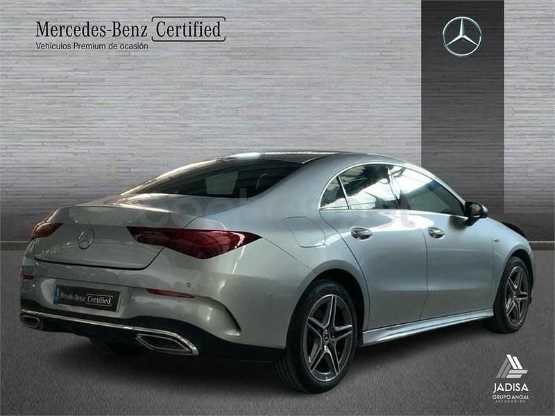 Usado Mercedes CLA250e AMG line 218 CV (160 kW) 2025 Gris / plata Berlina