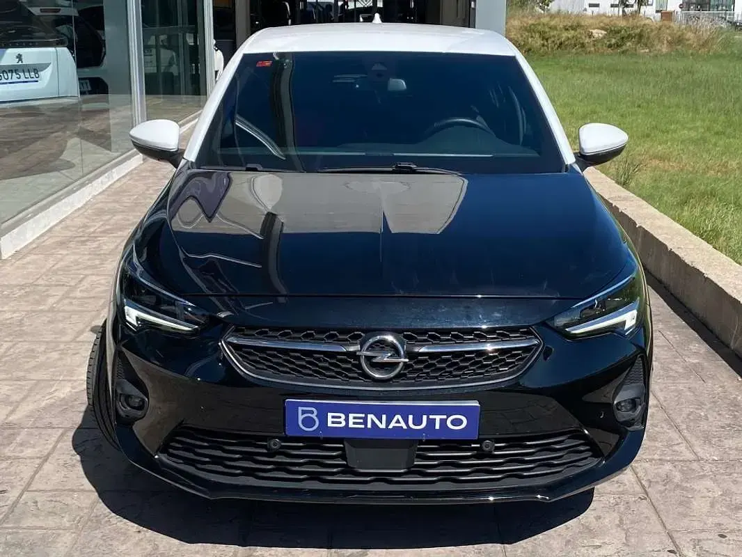 Usado Opel Corsa GS Line 101 CV (74 kW) 2021 Negro Utilitario