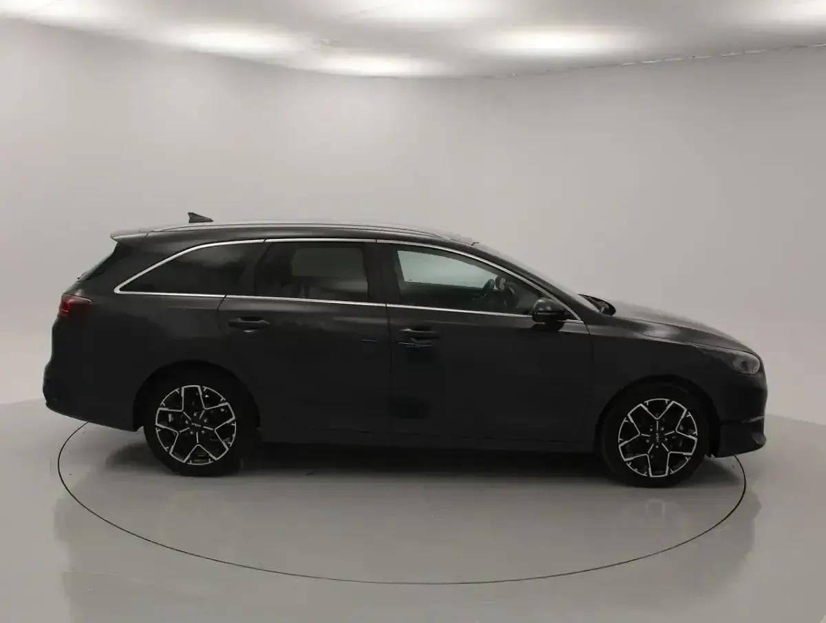 Usado Kia Ceed Style 101 CV (74 kW) 2025 Otro Utilitario