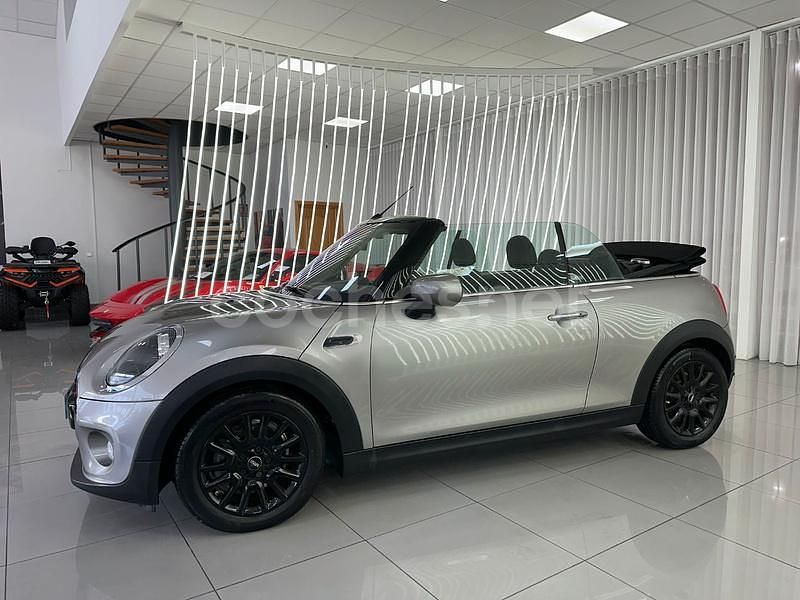 Usado Mini Cooper Cabriolet 136 CV (100 kW) 2021 Gris / plata Descapotable