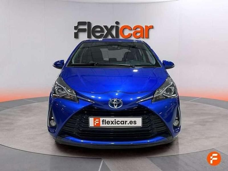 Usado Toyota Yaris Hybrid Business Edition 116 CV (85 kW) 2020 Azul Utilitario