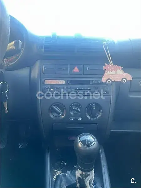 Usado Seat Toledo Stella 110 CV (80 kW) 2002 Gris / plata Berlina