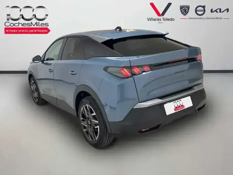 Usado Peugeot 3008 Allure 145 CV (106 kW) 2025 Azul SUV