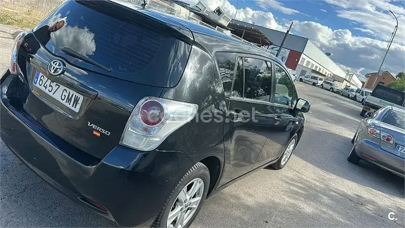 Usado Toyota Verso Live 132 CV (97 kW) 2009 Verde Monovolumen