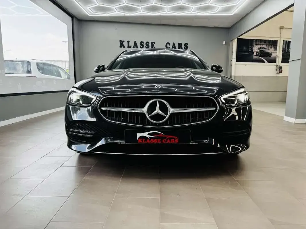 Usado Mercedes C220 200 CV (147 kW) 2024 Gris Berlina