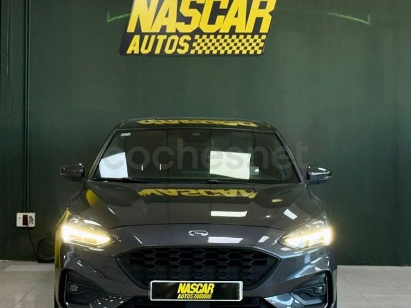 Usado Ford Focus ST-Line 125 CV (91 kW) 2020 Gris / plata Berlina