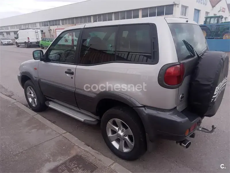Usado Nissan Terrano 154 CV (113 kW) 2005 Gris / plata SUV