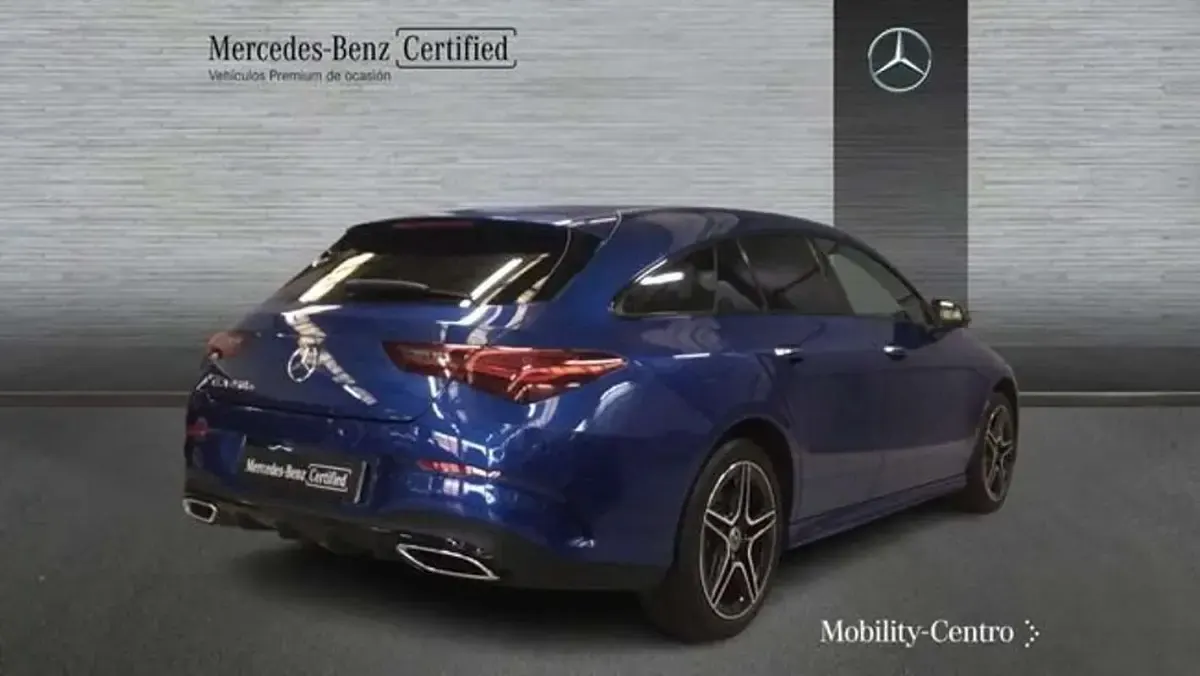 Usado Mercedes CLA250e 218 CV (160 kW) 2024 Azul Coupe