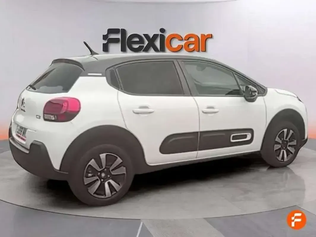 Brugt Citroën C3 Shine 99 HK (72 kW) 2023 Hvid Hatchback