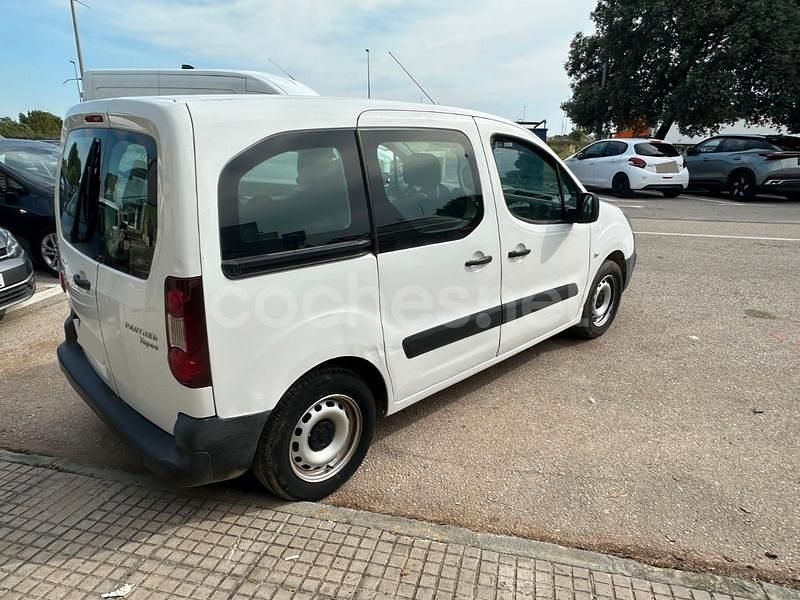 Usado Peugeot Partner Tepee Access 75 CV (55 kW) 2018 Blanco Monovolumen