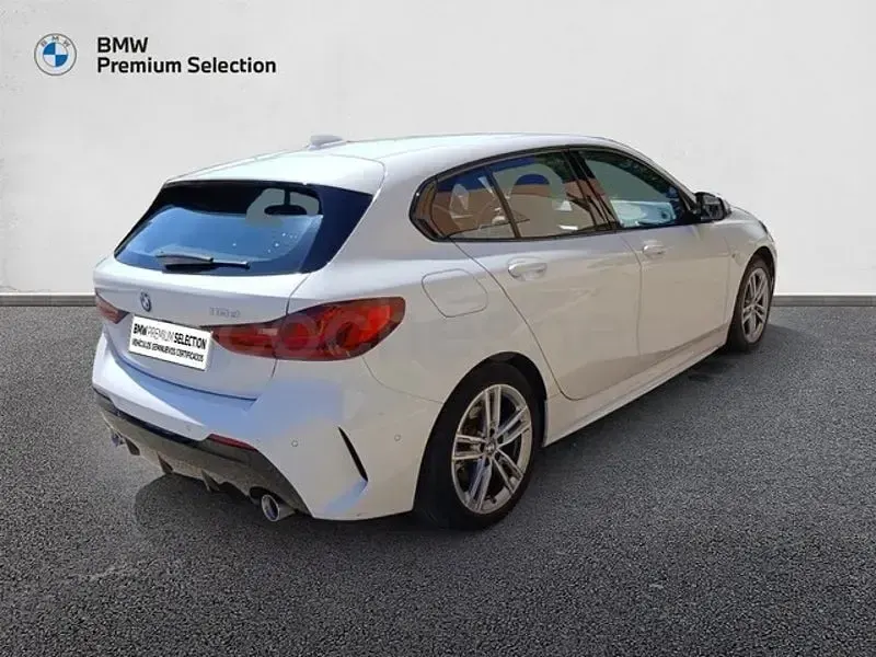 Usado BMW 118 Executive 150 CV (110 kW) 2021 Blanco Utilitario