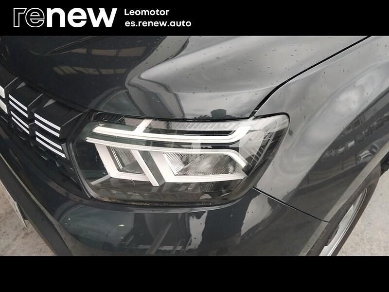 Usado Dacia Duster Essentiel 100 CV (73 kW) 2024 Gris SUV