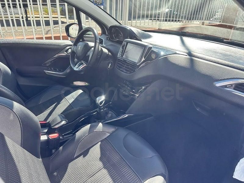 Usado Peugeot 2008 GT-line 120 CV (88 kW) 2019 Blanco SUV