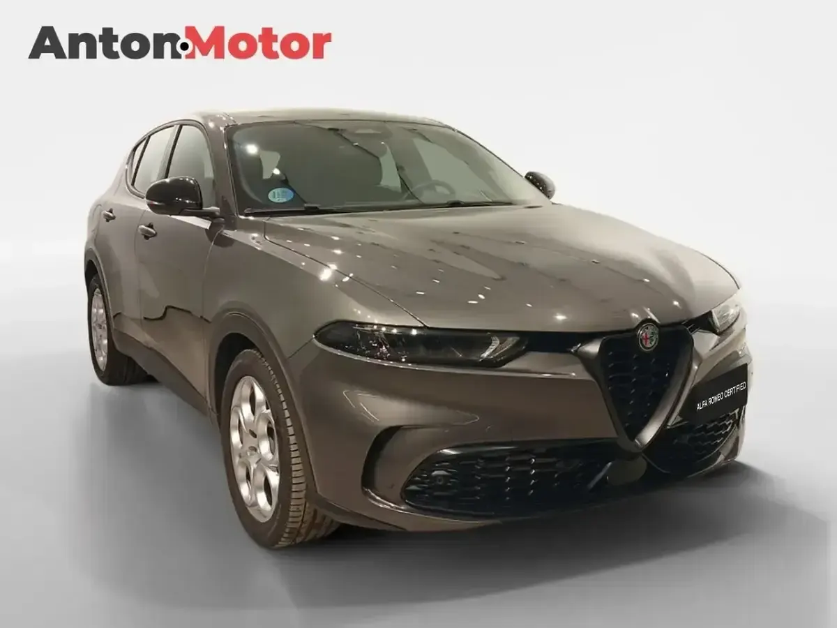Usado Alfa Romeo Tonale Sprint 130 CV (95 kW) 2023 Gris SUV