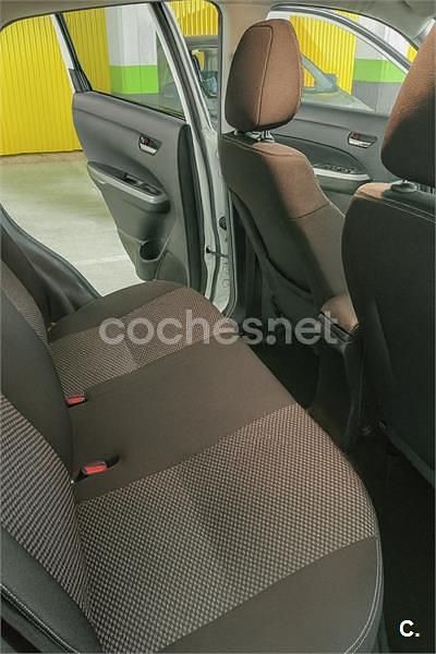 Usado Suzuki Vitara 129 CV (94 kW) 2020 Blanco SUV