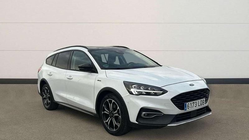 Usado Ford Focus Active 125 CV (91 kW) 2019 Blanco Utilitario
