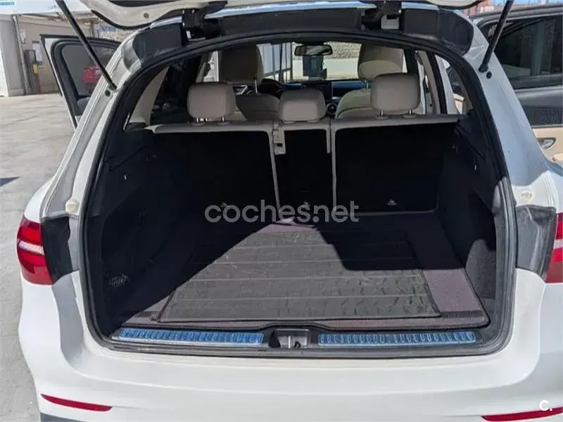 Usado Mercedes GLC250 211 CV (155 kW) 2017 Blanco SUV
