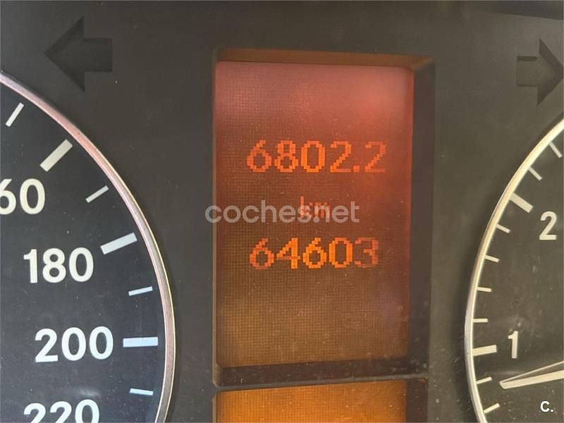 Usado Mercedes A150 Elegance 95 CV (69 kW) 2007 Beige Monovolumen