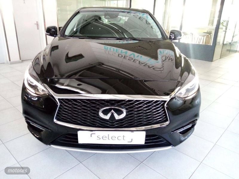 Negro Usado 2017 Infiniti Q30 Premium Utilitario | 19.400 € (Caro) - Imagen 1/4