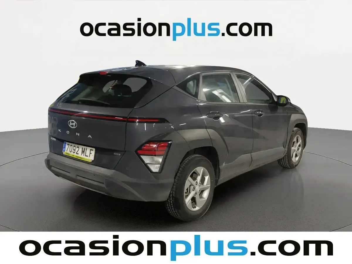 Usado Hyundai Kona 141 CV (103 kW) 2023 Gris SUV