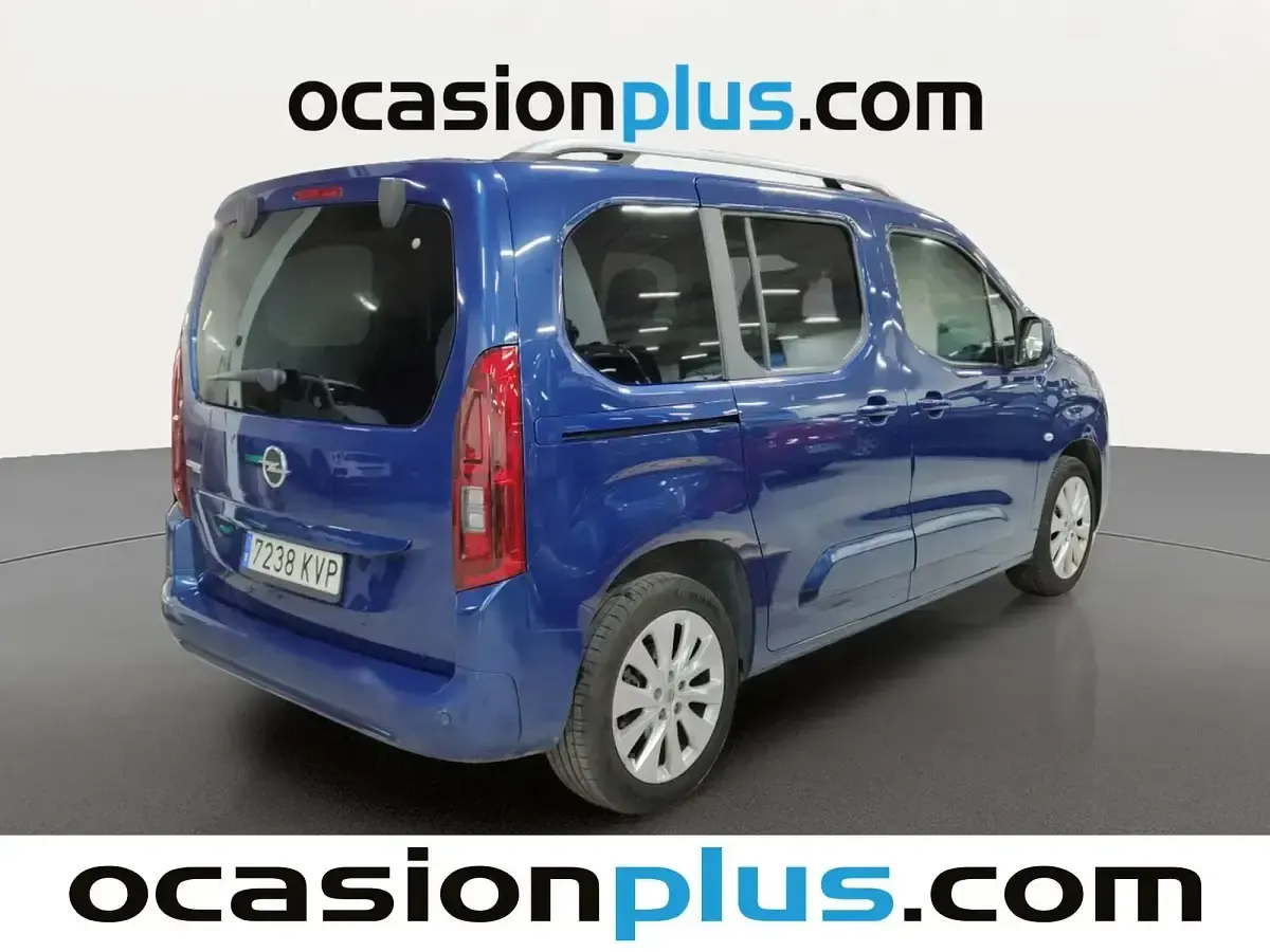 Usado Opel Combo Innovation 110 HP (80 kW) 2019 Azul Monovolume