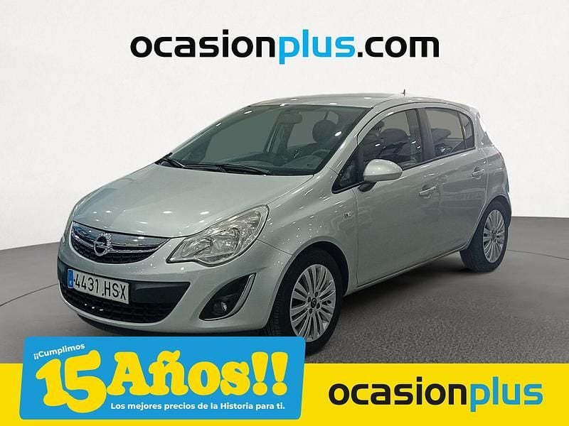 Gris plata Usado 2013 Opel Corsa Selective Utilitario | 6690 € (Precio justo) - Imagen 1/4