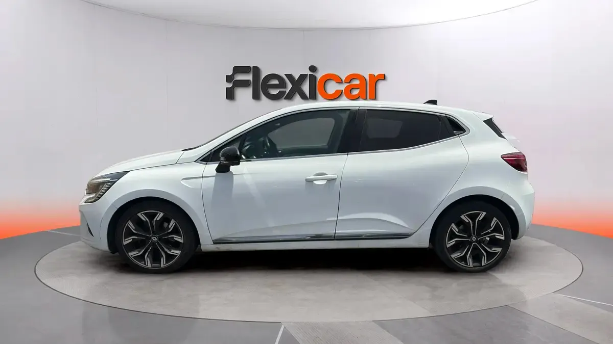 Usado Renault Clio V Techno 140 CV (102 kW) 2023 Blanco Berlina