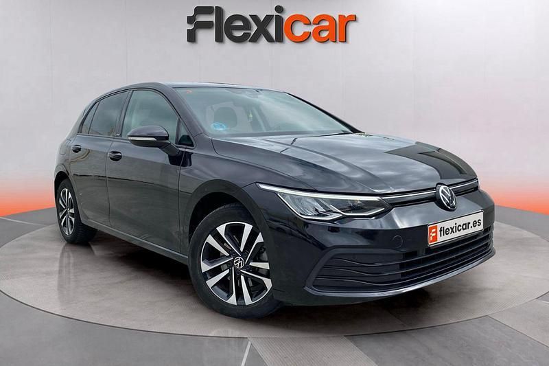 Negro Usado 2021 VW Golf VIII Berlina | 15.990 € (Buen precio) - Imagen 1/4