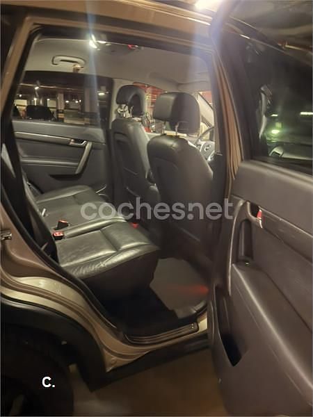 Usado Chevrolet Captiva 150 CV (110 kW) 2007 Beige SUV