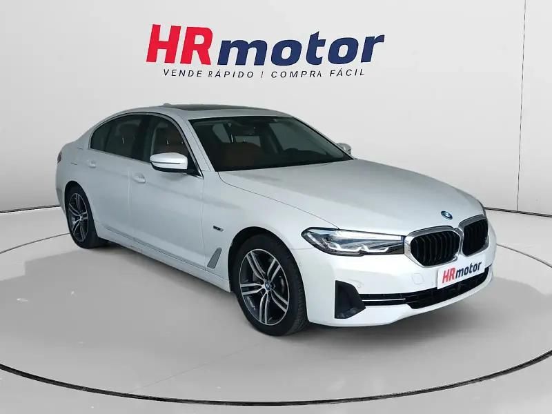 Negro Usado 2019 BMW 530e Comfort Edition Berlina | 34.100 € (Caro) - Imagen 1/4
