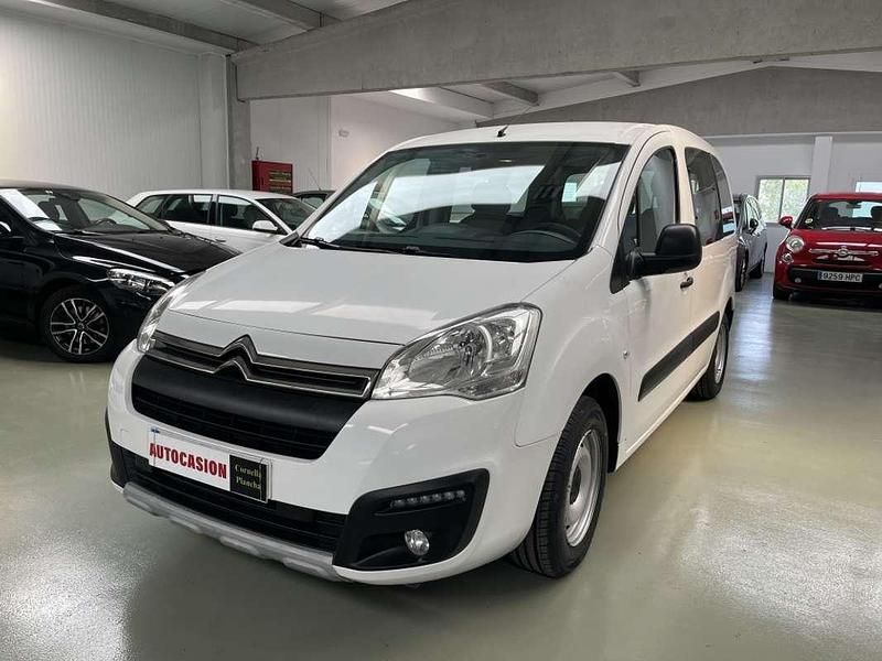 Usado Citroën Berlingo Live 102 CV (75 kW) 2018 Blanco Monovolumen