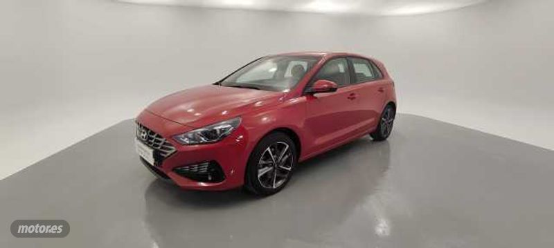 Engine red Usado 2024 Hyundai i30 | 17.900 € (Buen precio) - Imagen 1/4
