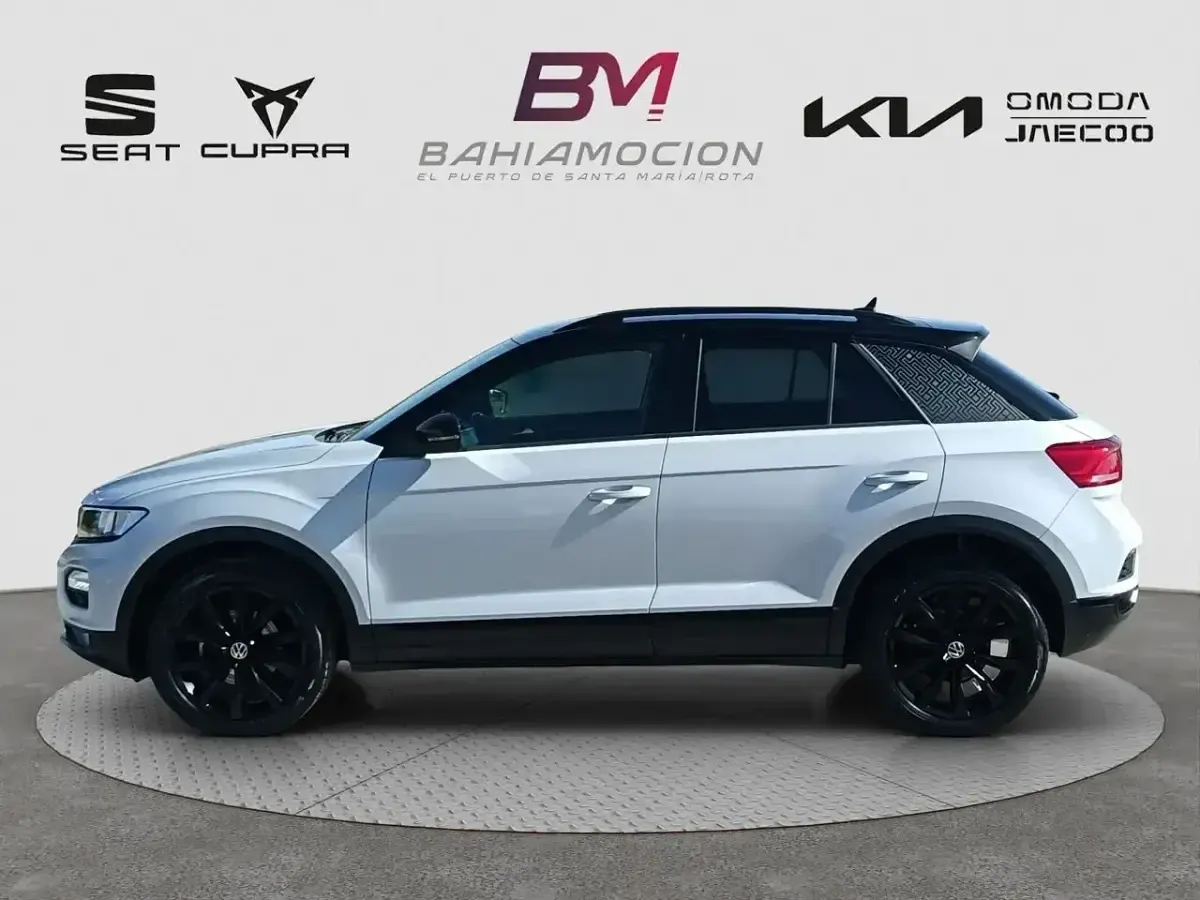Usado VW T-Roc Advance 110 CV (80 kW) 2022 Gris SUV